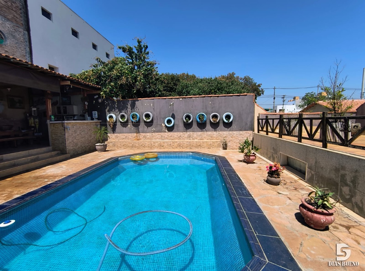 VENDO CASA GEISEL