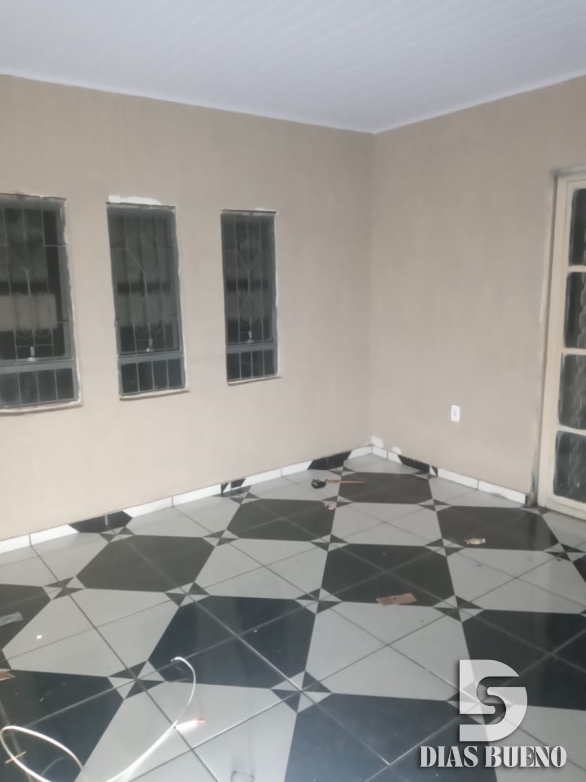 TANGARAS CASA 2 DORMITORIOS