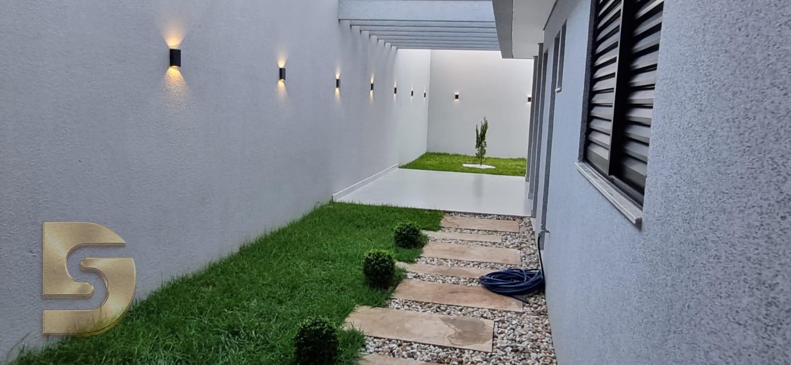 Compre Casa Jardim Solange