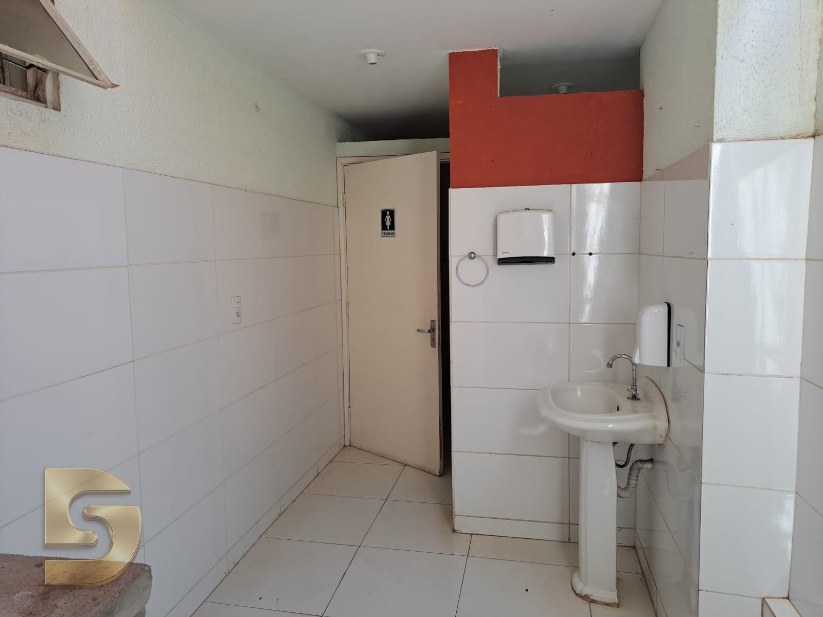 ALUGO IMOVEL COMERCIAL