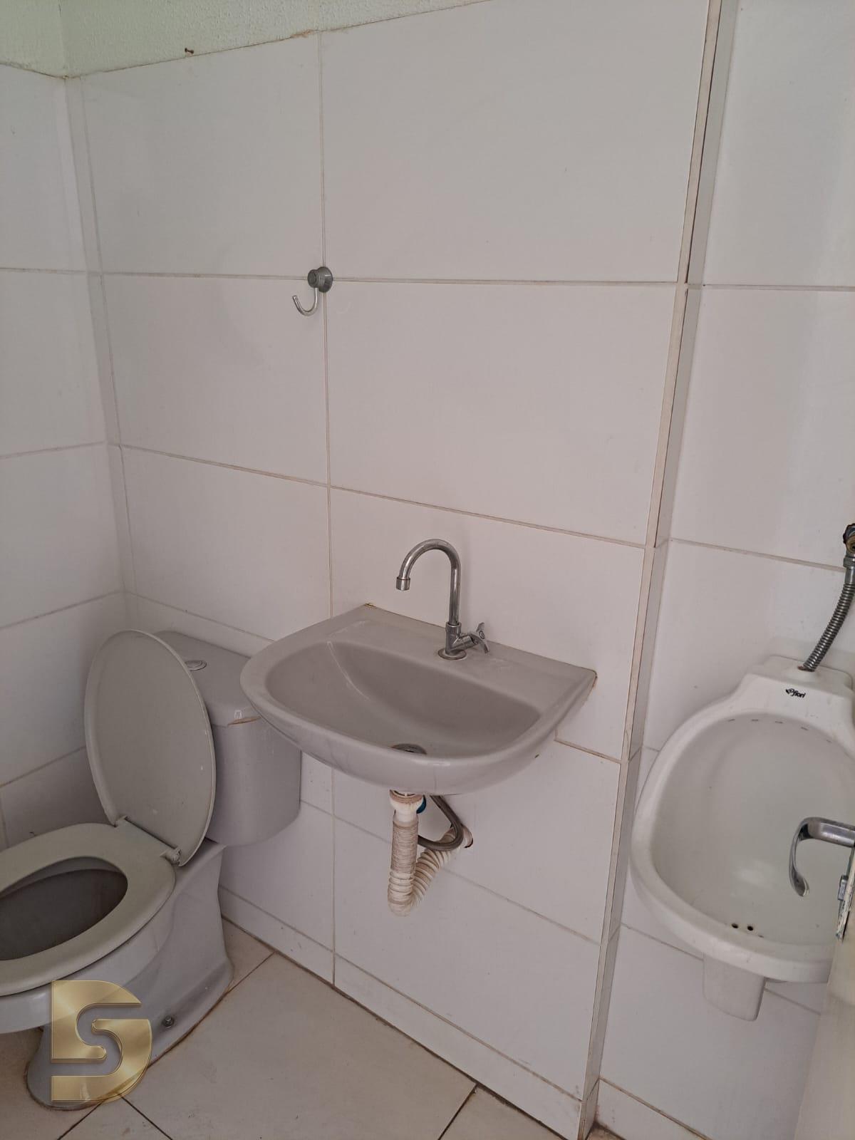 ALUGO IMOVEL COMERCIAL